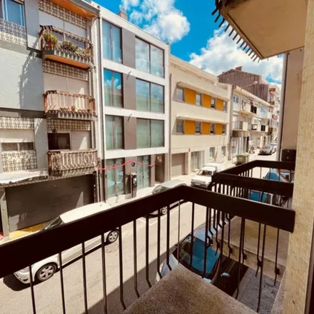 Image 1 - Rua 1º de Maio, 4430-999 Vila Nova de Gaia, Portugal - Apartment for rent