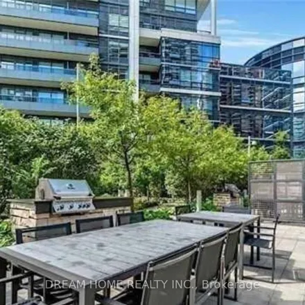 Image 2 - Hullmark Centre, Bales Avenue, Toronto, ON M5W 1C5, Canada - Apartment for rent