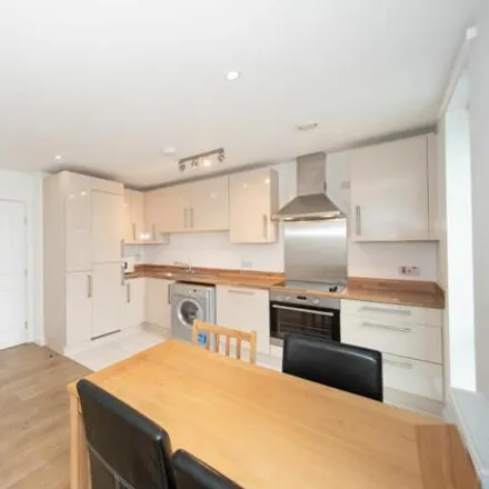 Image 3 - Lonsdale House, 2 Equinox Square, Bow Common, London, E14 6GJ, United Kingdom - Room for rent