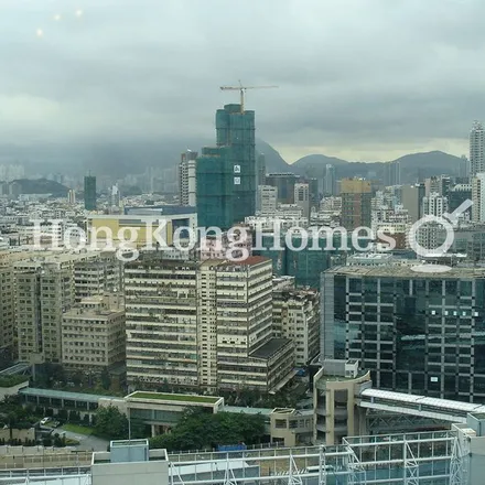Image 6 - China, Hong Kong, Kowloon, Tai Kok Tsui, Hoi Fai Road, Tower 2 - Apartment for rent