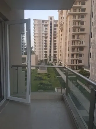 Rent this 3 bed apartment on unnamed road in Aliganj, Lucknow - 226024