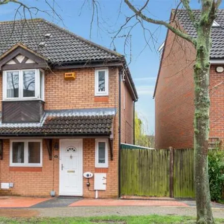 Buy this 3 bed house on Lynmouth Crescent in Bletchley, MK4 1HD