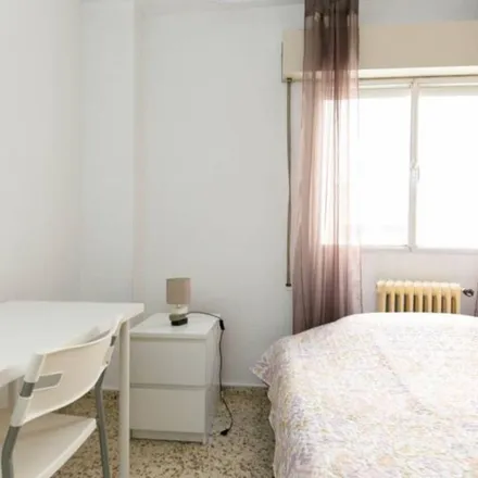 Image 4 - Calle Conde Cifuentes, 18005 Granada, Spain - Apartment for rent