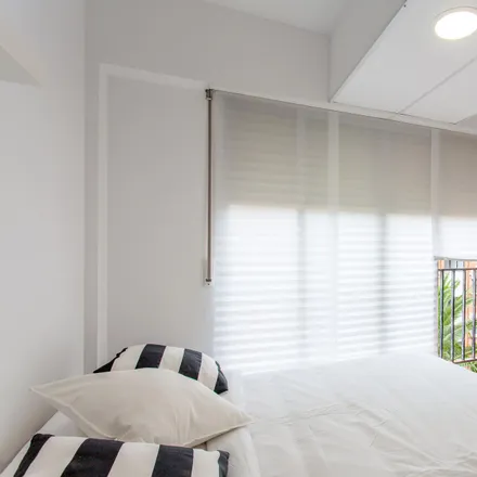 Rent this 3 bed room on Carrer del Bergantí in 46009 Valencia, Spain