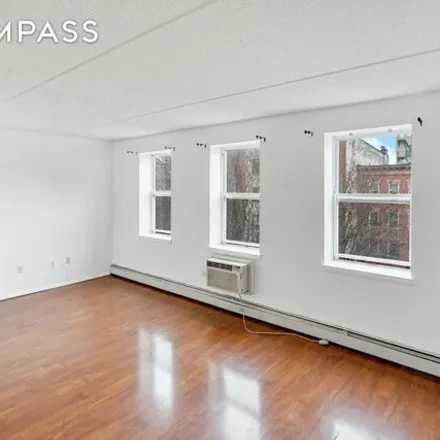 Image 3 - 312 East 119th Street, New York, NY 10035, USA - Apartment for rent