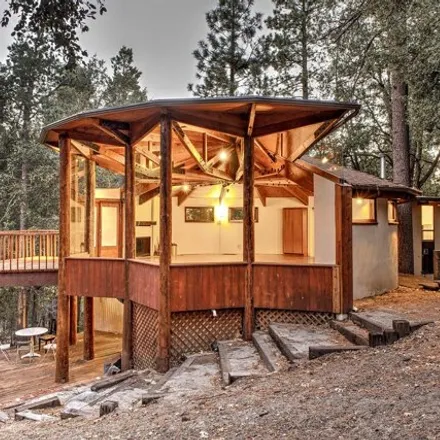 Image 1 - 55277 Pinecrest Avenue, Idyllwild-Pine Cove, Riverside County, CA 92262, USA - House for sale