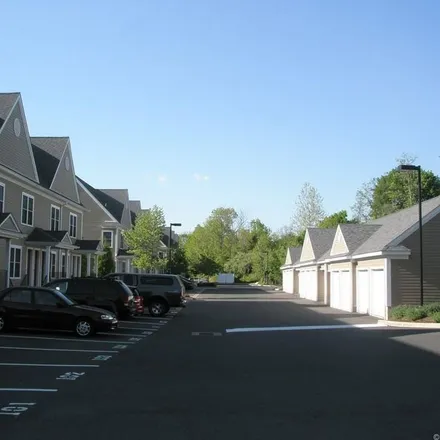Image 5 - 37 Orchard Place, Brookfield, CT 06804, USA - Townhouse for rent