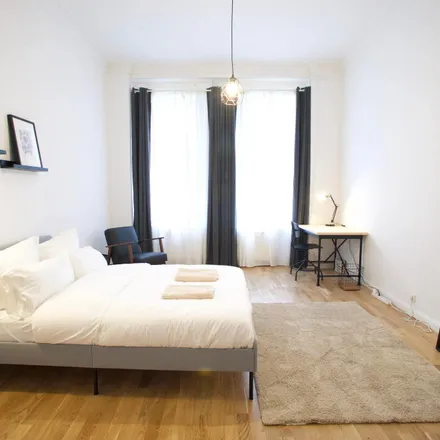 Rent this 3 bed room on Pflügerstraße 76 in 12047 Berlin, Germany