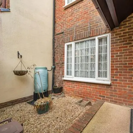Image 2 - Mulberry Court, Royston, SG8 9BP, United Kingdom - Townhouse for sale