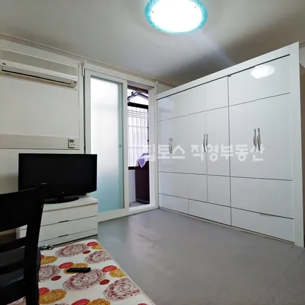Rent this 1 bed apartment on 서울특별시 광진구 중곡동 189-73