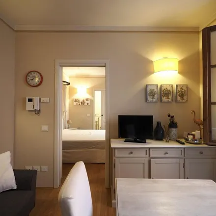 Rent this 2 bed apartment on Via del Ponte alle Riffe in 18, 50133 Florence FI