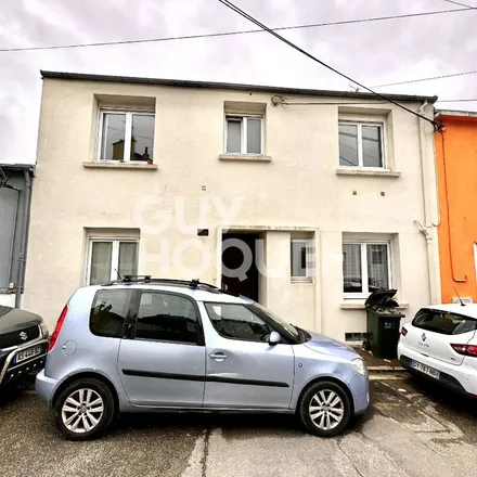 Image 1 - 13 Rue Jean de la Fontaine, 29200 Brest, France - Apartment for rent