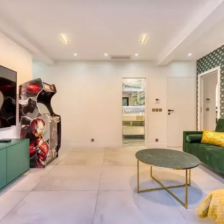 Image 9 - 79 Avenue du Petit Juas, 06400 Cannes, France - Apartment for rent