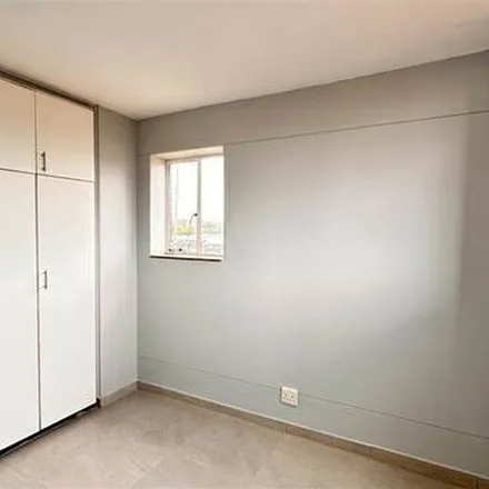 Rent this 2 bed apartment on Mansfield Avenue in Les Marais, Pretoria