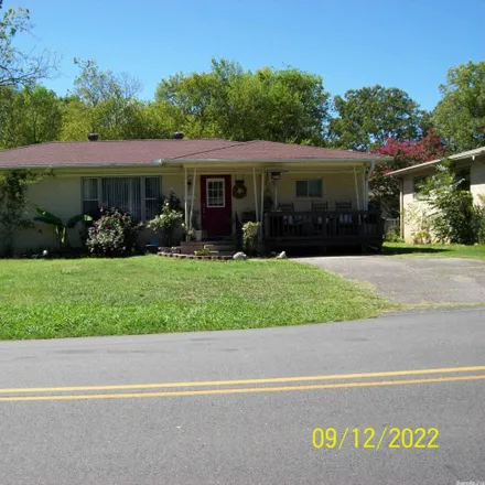 Image 1 - 2174 7th Street, Hot Springs, AR 71913, USA - House for sale