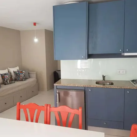 Rent this 1 bed apartment on Herdade do Peso in Rua de São Francisco, 4050-548 Porto