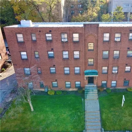Rent this 1 bed apartment on Larchmont Road in Mt. Lebanon, PA 15243