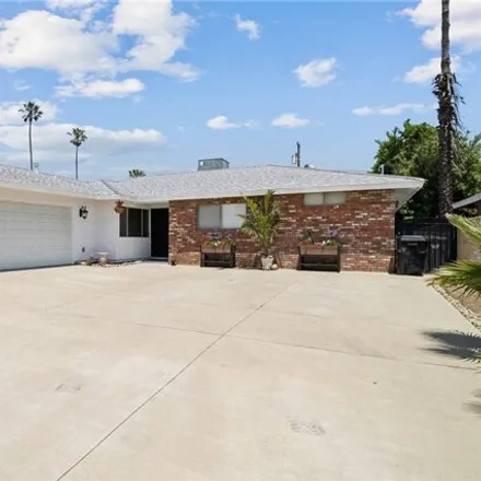 Buy this 4 bed house on 17524 Orchid Dr in Fontana, California
