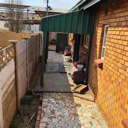 Image 3 - Ascot Road, Johannesburg Ward 18, Soweto, 1812, South Africa - Apartment for rent