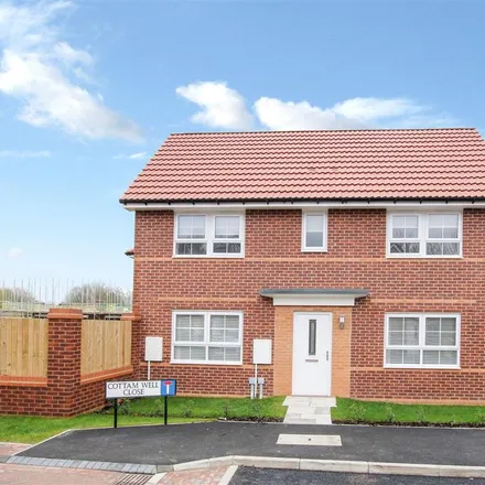 Rent this 3 bed house on Nalton Drive in Driffield, YO25 5GE