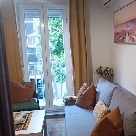 Rent this 3 bed apartment on Madrid