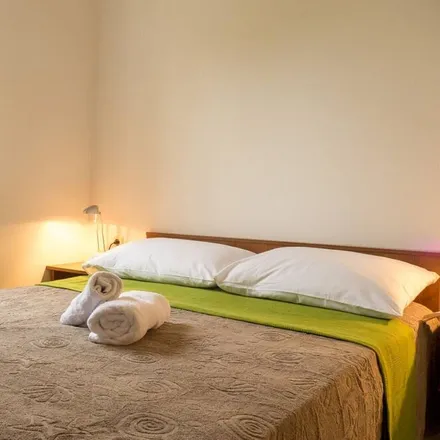 Rent this 2 bed apartment on 23211 Općina Pakoštane