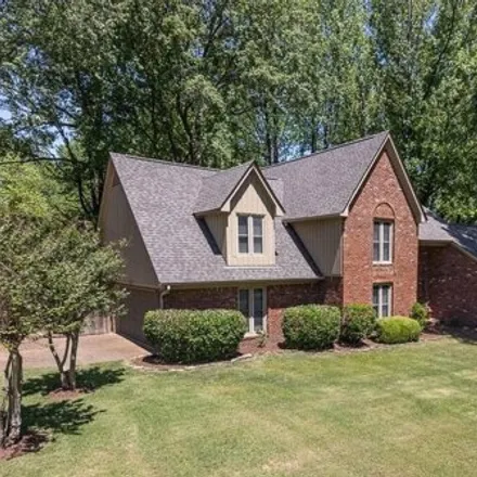 Image 2 - 8714 Lower Woods Cove, Germantown, TN 38139, USA - House for sale