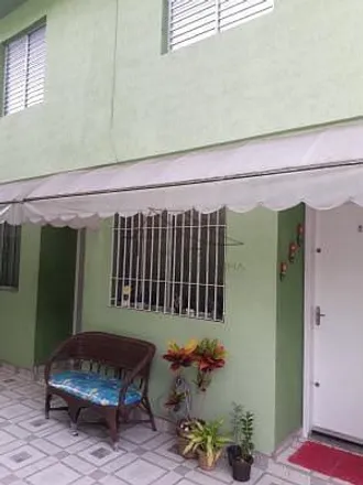 Rent this 2 bed house on Rua Conceição do Castelo in Burgo Paulista, São Paulo - SP