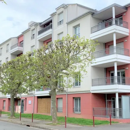 Rent this 3 bed apartment on 10 Rue de Normandie in 28110 Lucé, France