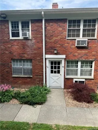 Rent this 1 bed condo on 6 Colonial Rd Apt 70 in Beacon, New York