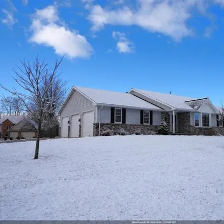 Buy this 3 bed house on 816 McCastlen Street in Allouez, WI 54301