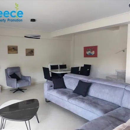 Buy this 5 bed house on Πευκάκια in Municipality of Agia Paraskevi, North Athens