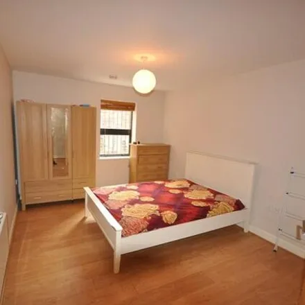Image 4 - Anglian Home Improvements, Pelham Road, Nottingham, NG5 1AP, United Kingdom - Room for rent