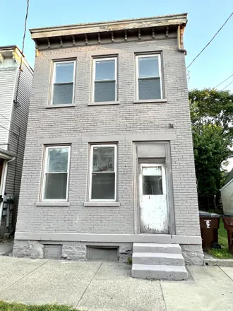 Buy this 2 bed house on 102 East 13th Street in Covington, KY 41011