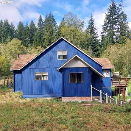 Buy this 3 bed house on 2698 Koos Bay Boulevard in Coos Bay, OR 97420