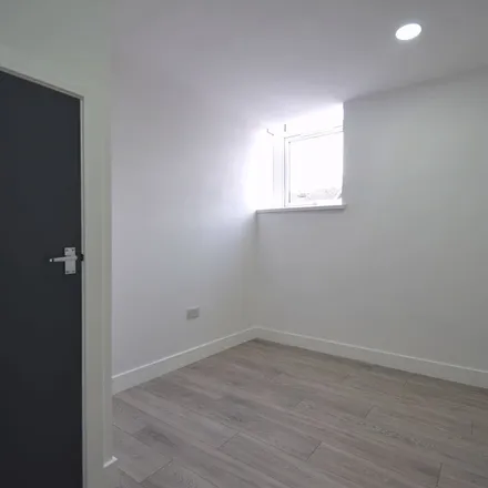 Rent this 1studio apartment on Church of St Andrew & St Teilo in Cathays, Woodville Road