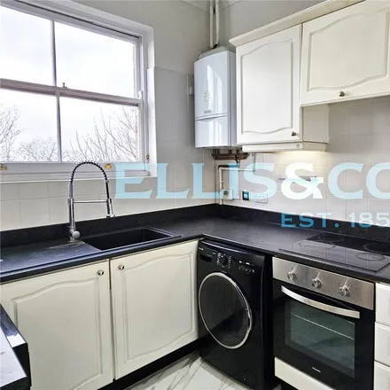 Image 5 - West London YMCA, Roxeth Hill, London, HA2 0JH, United Kingdom - Apartment for rent