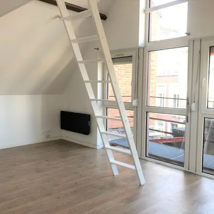 Rent this 1 bed apartment on 54 Rue Albéric de Calonne in 80000 Amiens, France