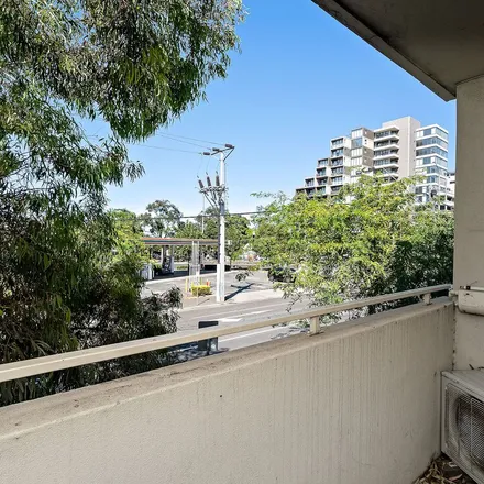 Image 3 - Alma Road, St Kilda VIC 3182, Australia - Apartment for rent