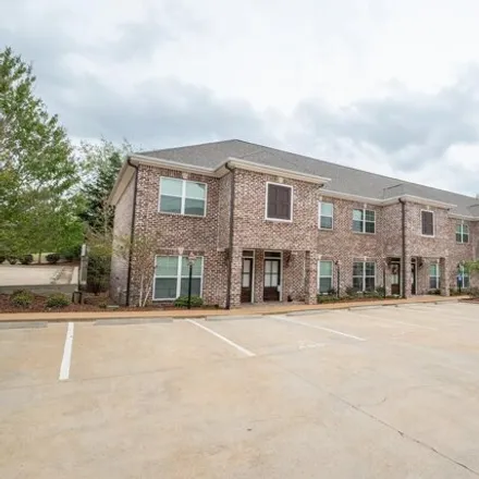 Buy this 2 bed condo on 142 Guest Drive in Green Oaks, Starkville