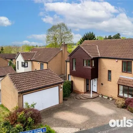 Buy this 4 bed house on Brookfield Close in Astwood Bank, B97 5LL