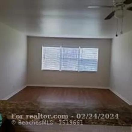 Image 2 - 478 Southeast 2nd Avenue, Shorewood, Deerfield Beach, FL 33441, USA - Condo for sale