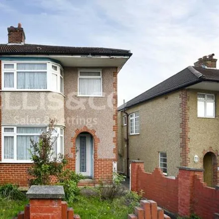 Image 1 - Portland Crescent, Queensbury, London, HA7 1NQ, United Kingdom - Duplex for sale