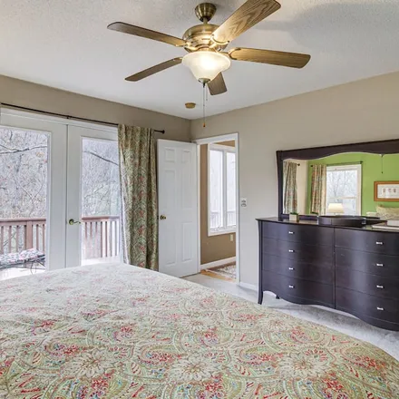 Rent this 5 bed house on McGaheysville in VA, 22840