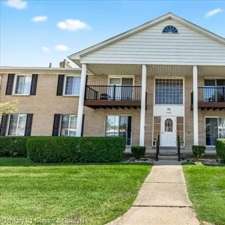 Buy this 2 bed condo on 11788 Ina Drive in Sterling Heights, MI 48312