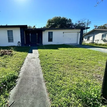 Buy this 3 bed house on 1048 Wakefield Circle in Deltona, FL 32725