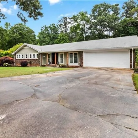 Image 2 - 1855 Chaparral Court, Snellville, GA 30078, USA - House for sale