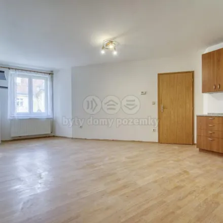 Image 2 - Goethova 295/10, 301 00 Pilsen, Czechia - Apartment for rent