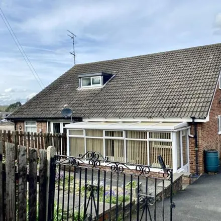 Buy this 4 bed house on Vine Avenue in Cleckheaton, BD19 3DW