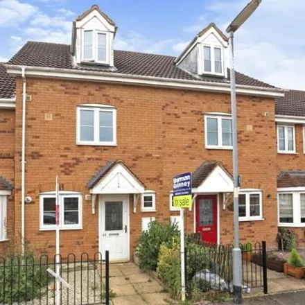 Buy this 3 bed townhouse on Jubilee Way in Crowland, PE6 0JS